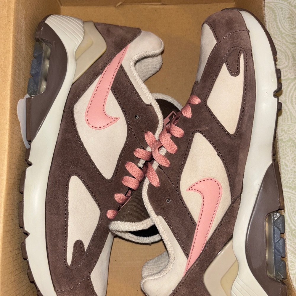 Nike Air Max 180 Size 6